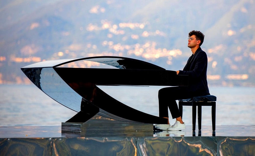 la leggenda del pianista sul lago
